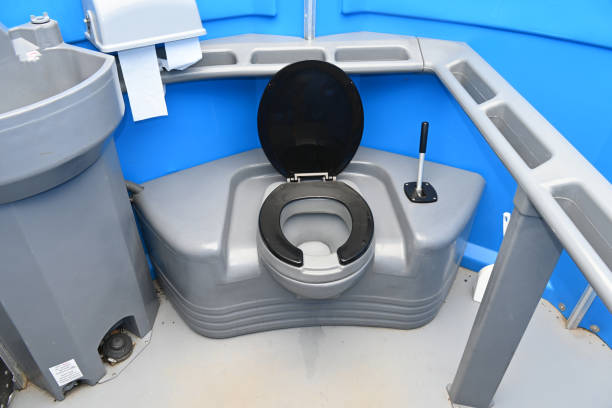 Portable Toilet Options We Offer in Ridgebury, CT